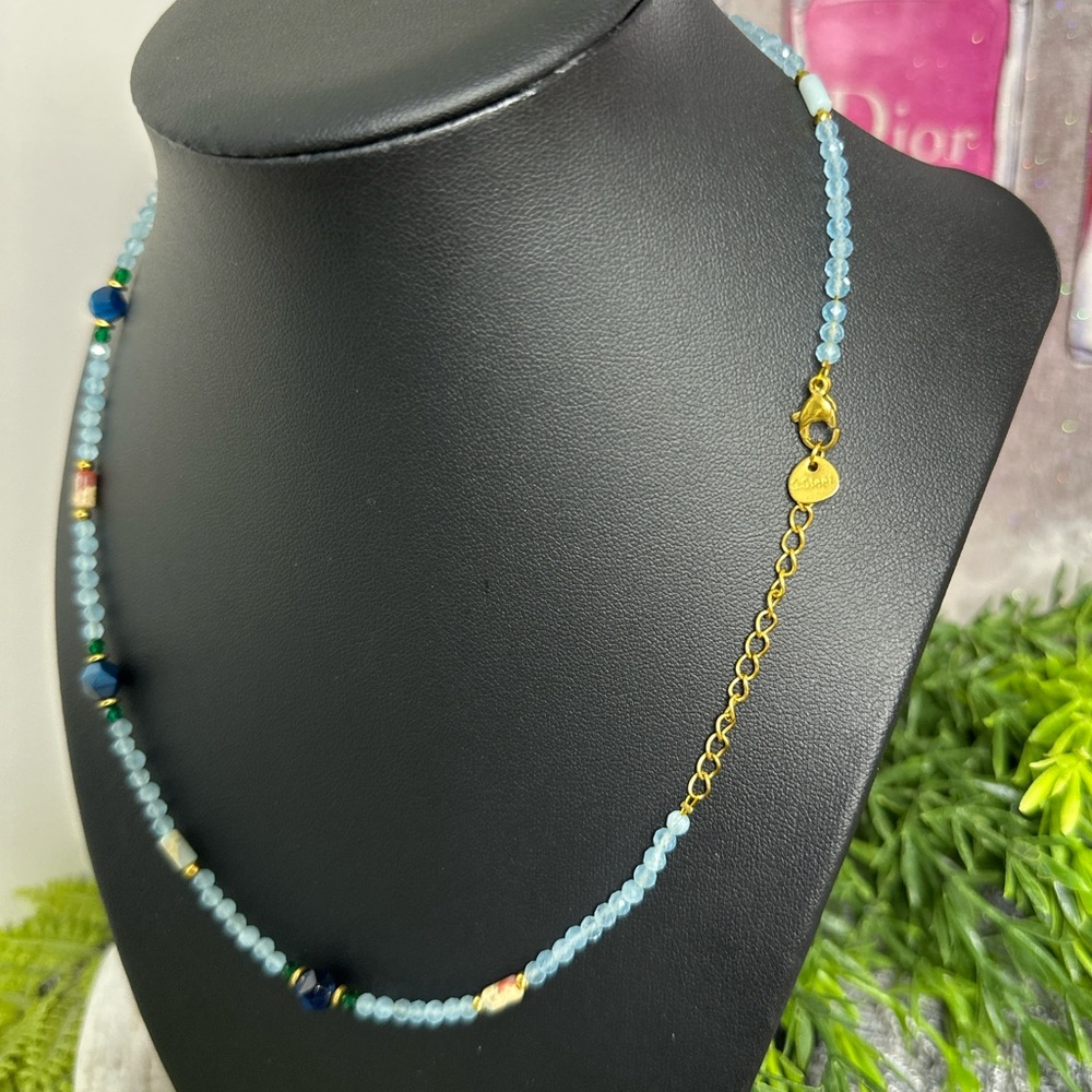 Handmade Natural Apatite & Shell Beaded Necklace - Picture 5 of 5